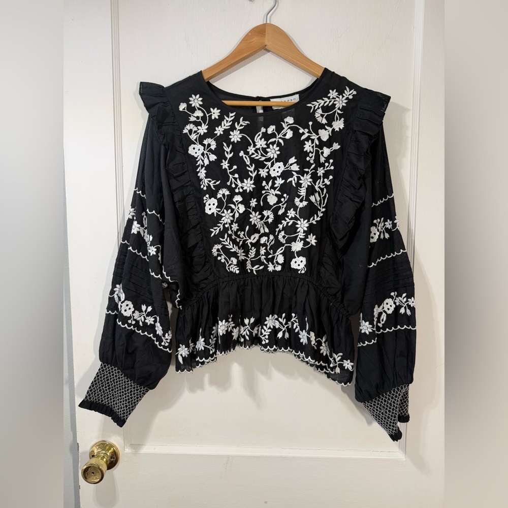 NWT Calypso Black and White Embroidered Women's Top 100% Cotton